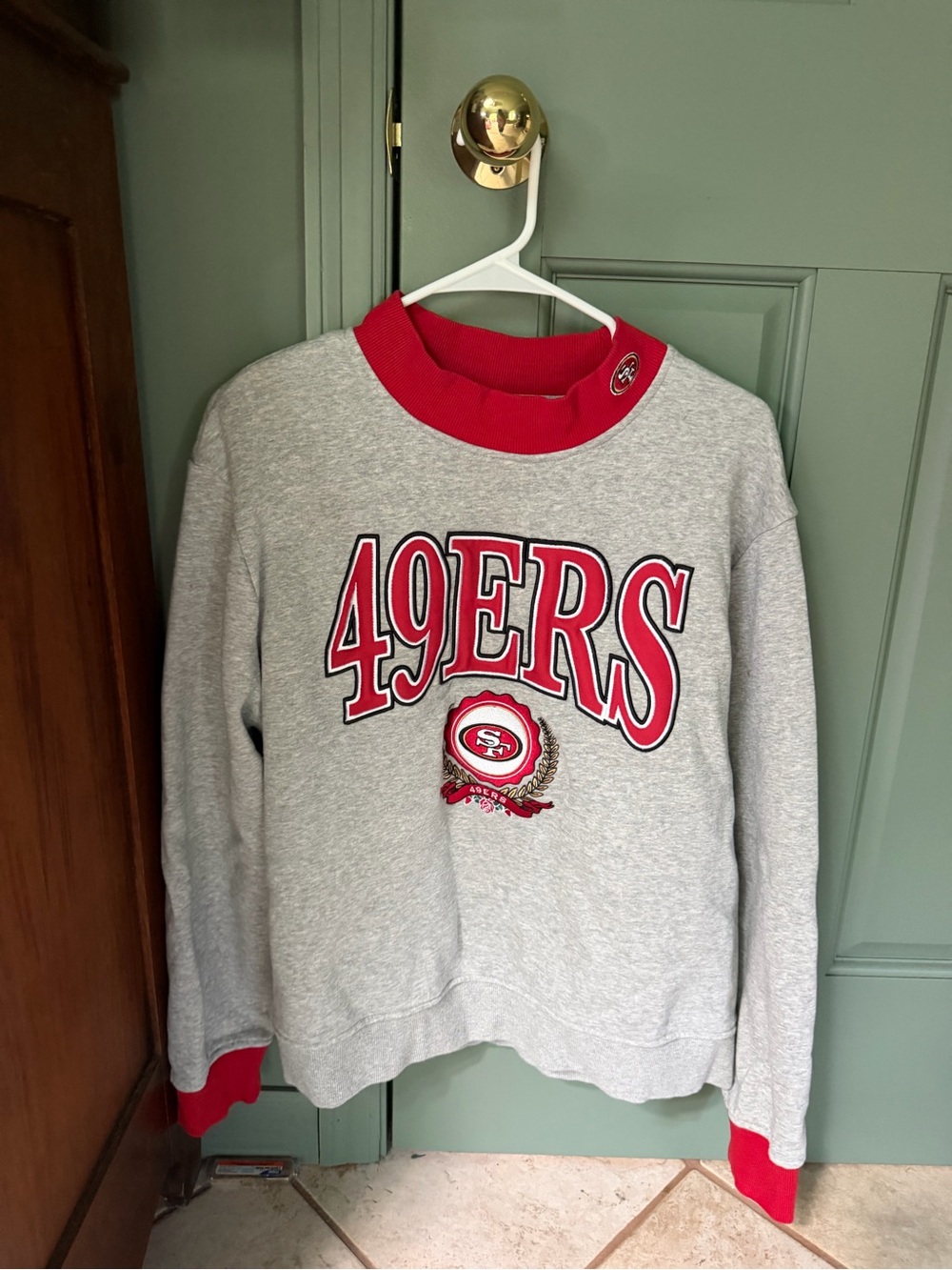 NWOT San Francisco 49ers Throwback Prep Women's Mockneck Sweatshirt